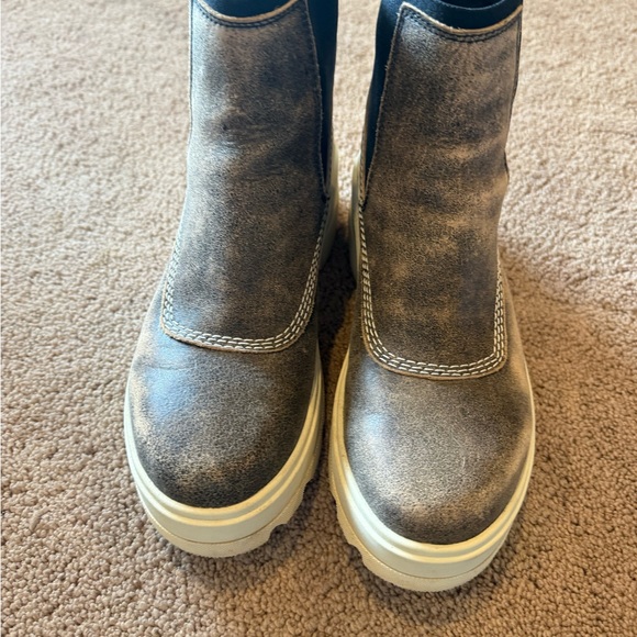 Sorel Black and White Outdoor Sneakers - Picture 5 of 5